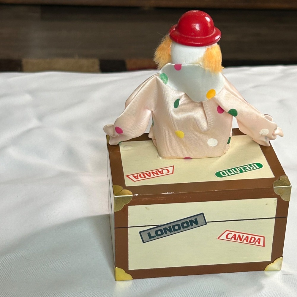 Westland Be A Clown Music Box Figurine Hat is Damaged 7" Vintage Collectable - Picture 14 of 16